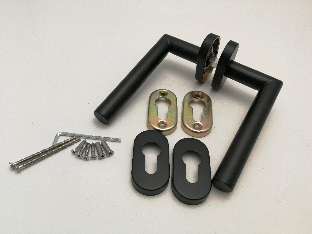 China Supplier Hot Sale Tube Bar SS304 Black Door Handle