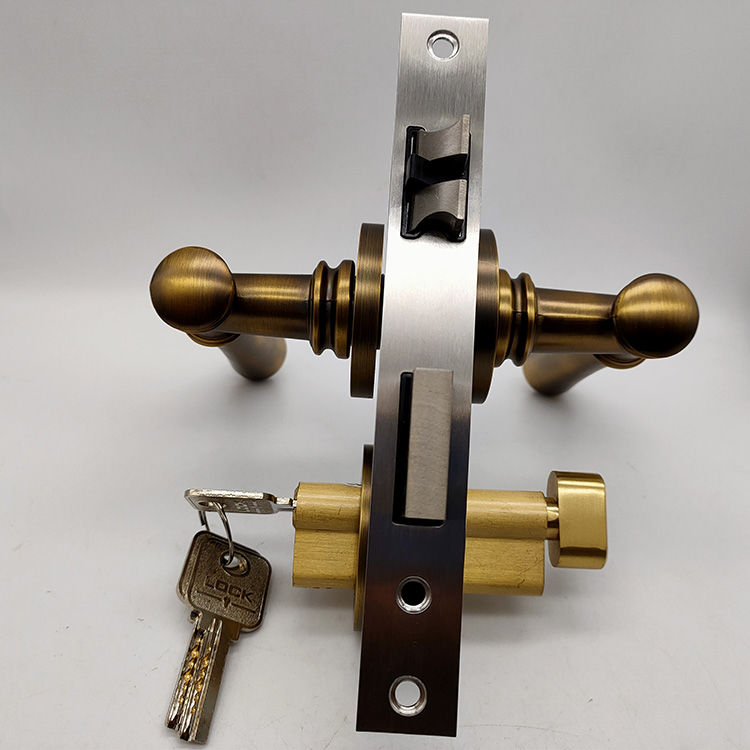 AB Hollow Style Brass And Zamak Door Handle Lock Classical Style 