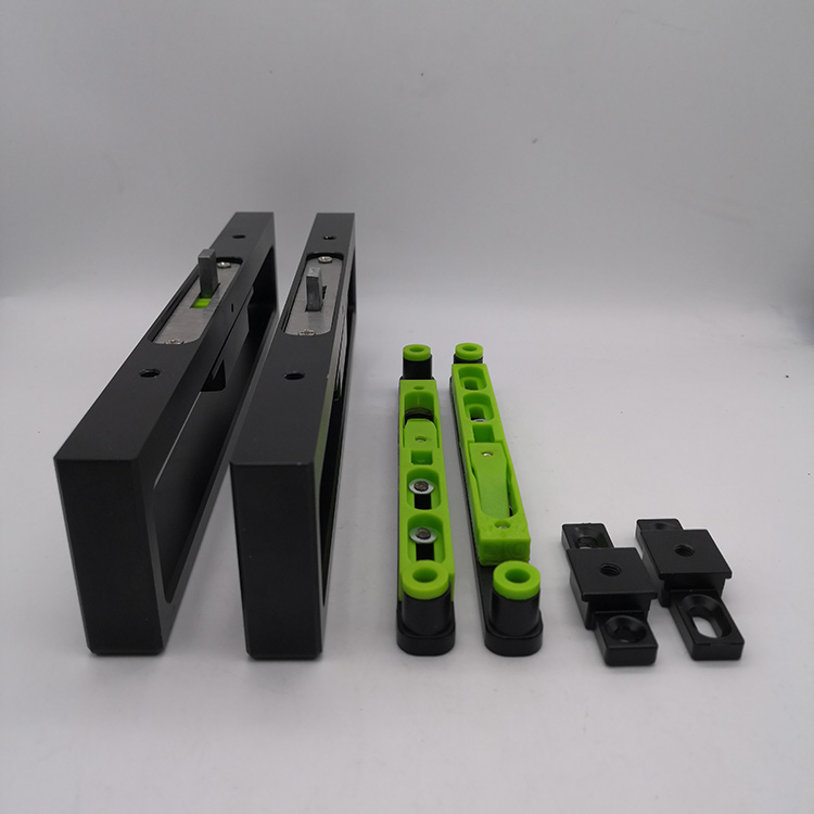 Extruded Aluminum Black Sliding Patio Door with Clamp Type Latch